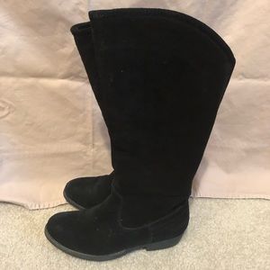 Lime light suede boots